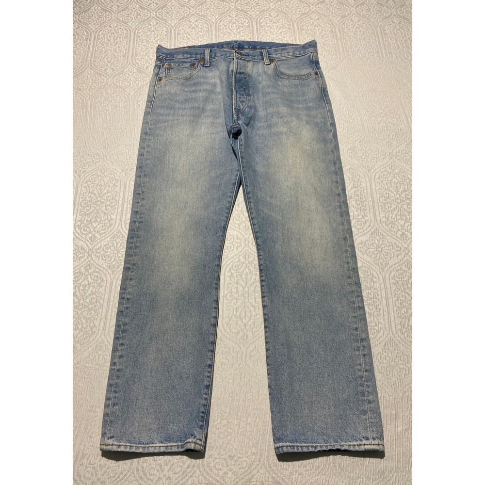 Levis 501 Premium Jeans Mens 36×30‎ Light Wash Denim Button Fly